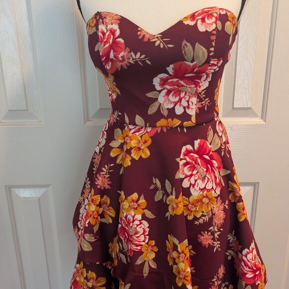 Floral Dress for Juniors Size 7/8 Sleeveless/Strapless Absolutely Adorable! - Picture 2 of 10